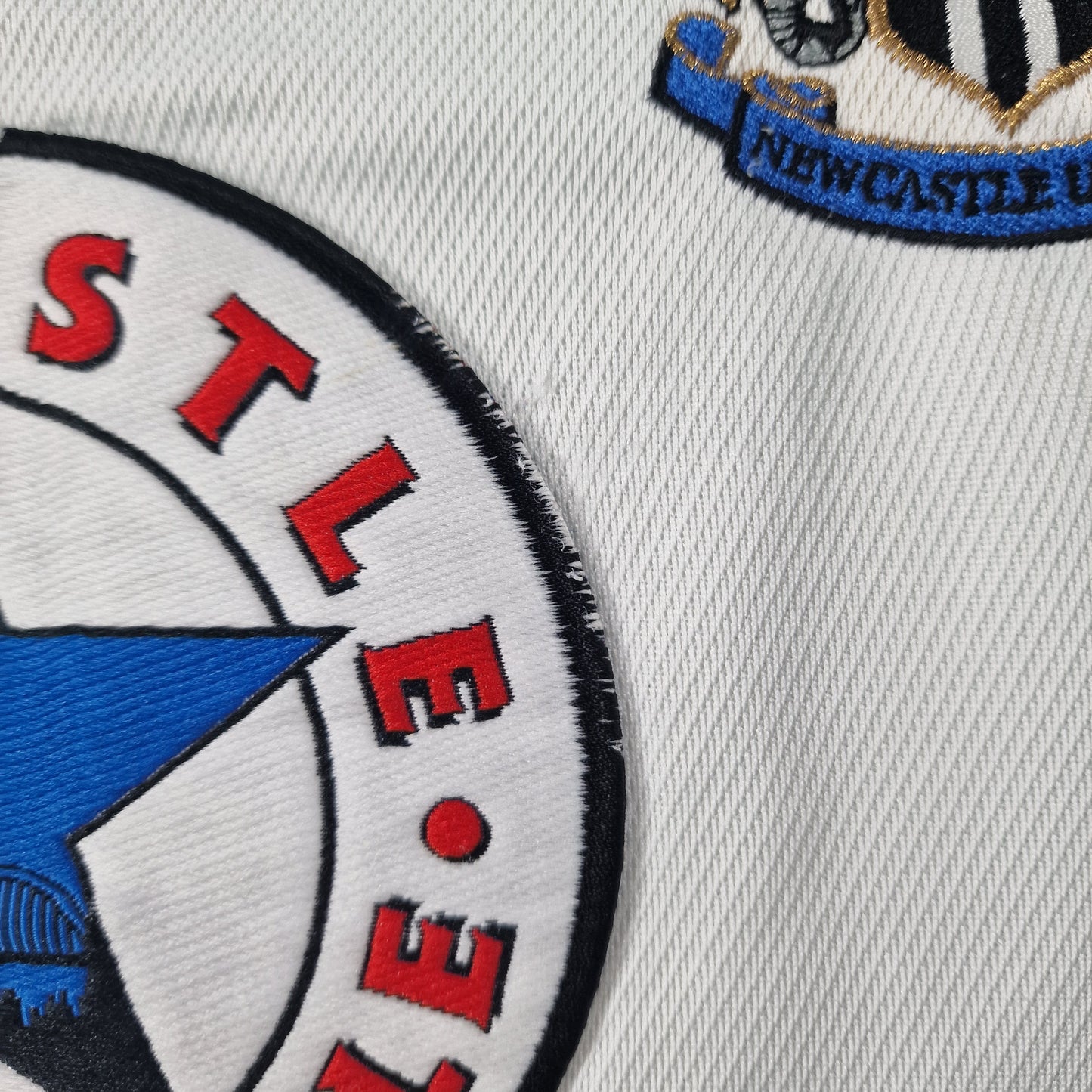 Newcastle United 1999/2000 Away Shirt (XL)
