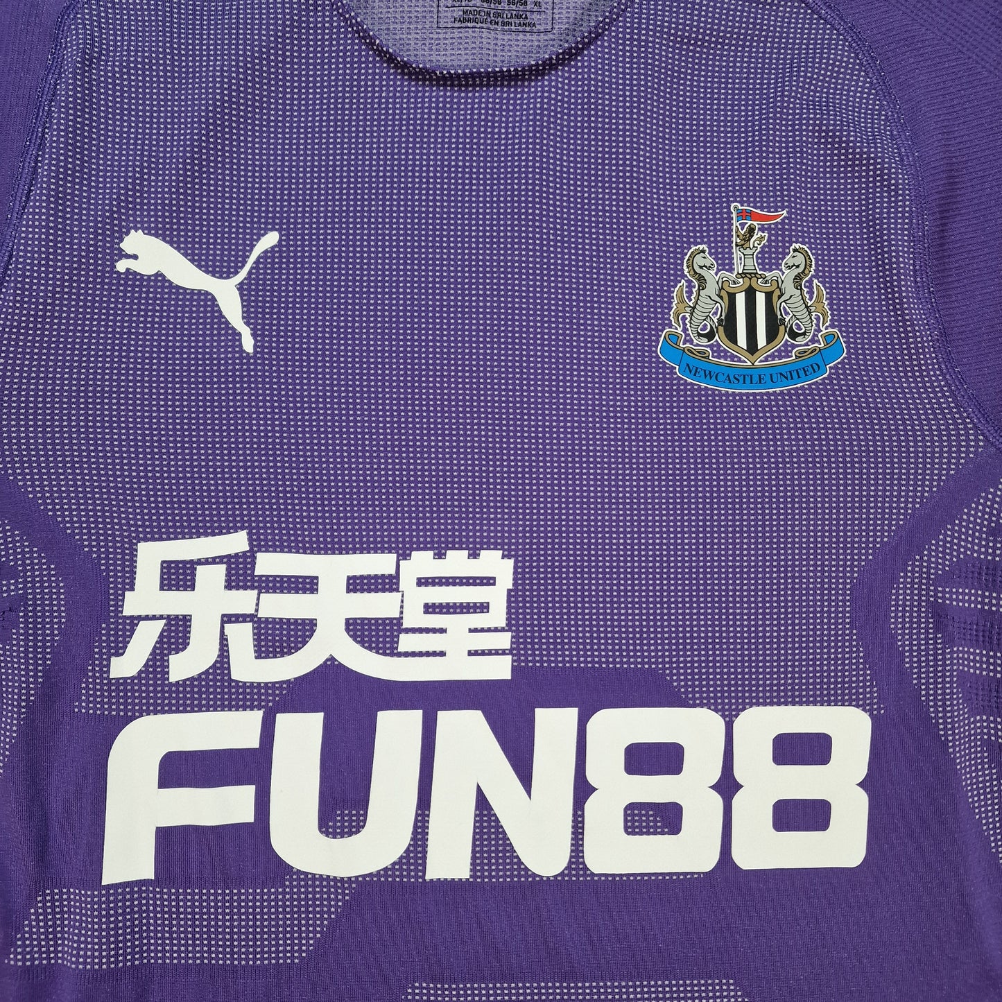 Newcastle United 2018/2019 Player Issue Third Keeper Shirt (XL)