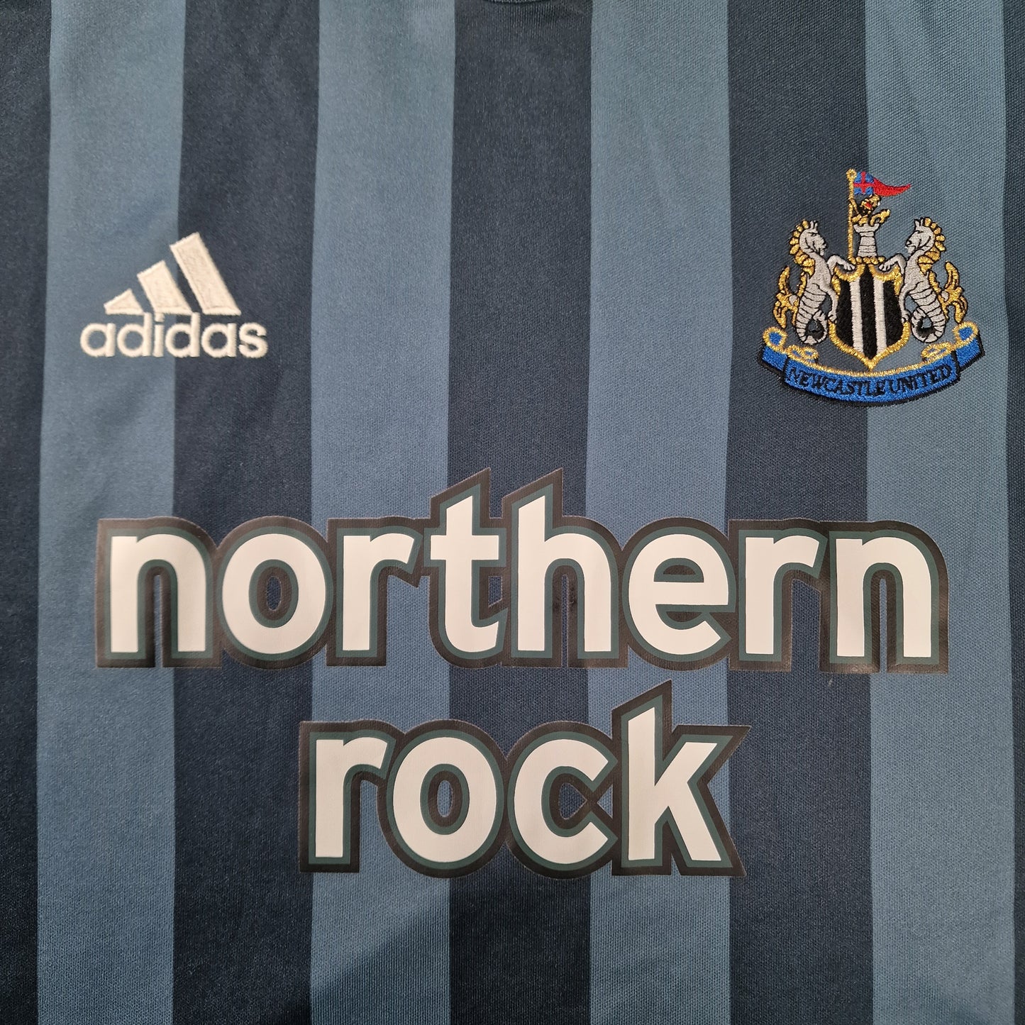 Newcastle United 2005/2006 Away Football Shirt (L)