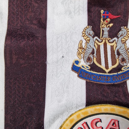 Newcastle United 1997/1999 Home Football Shirt 'Asprilla 11' (L Youth)
