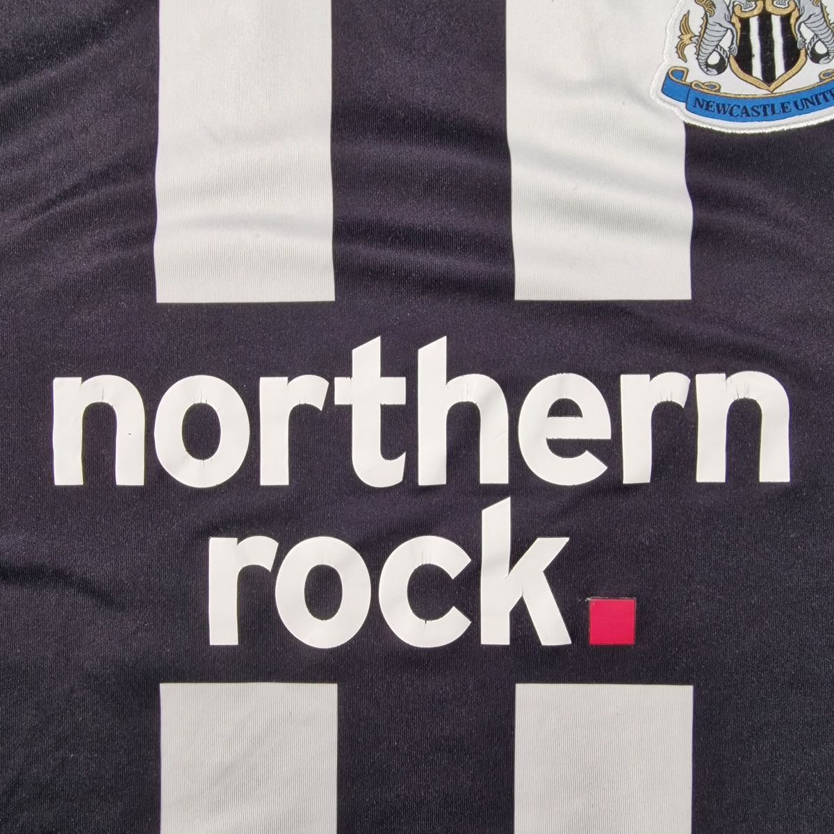 Newcastle United 2011/2012 Home Football Shirt (L)