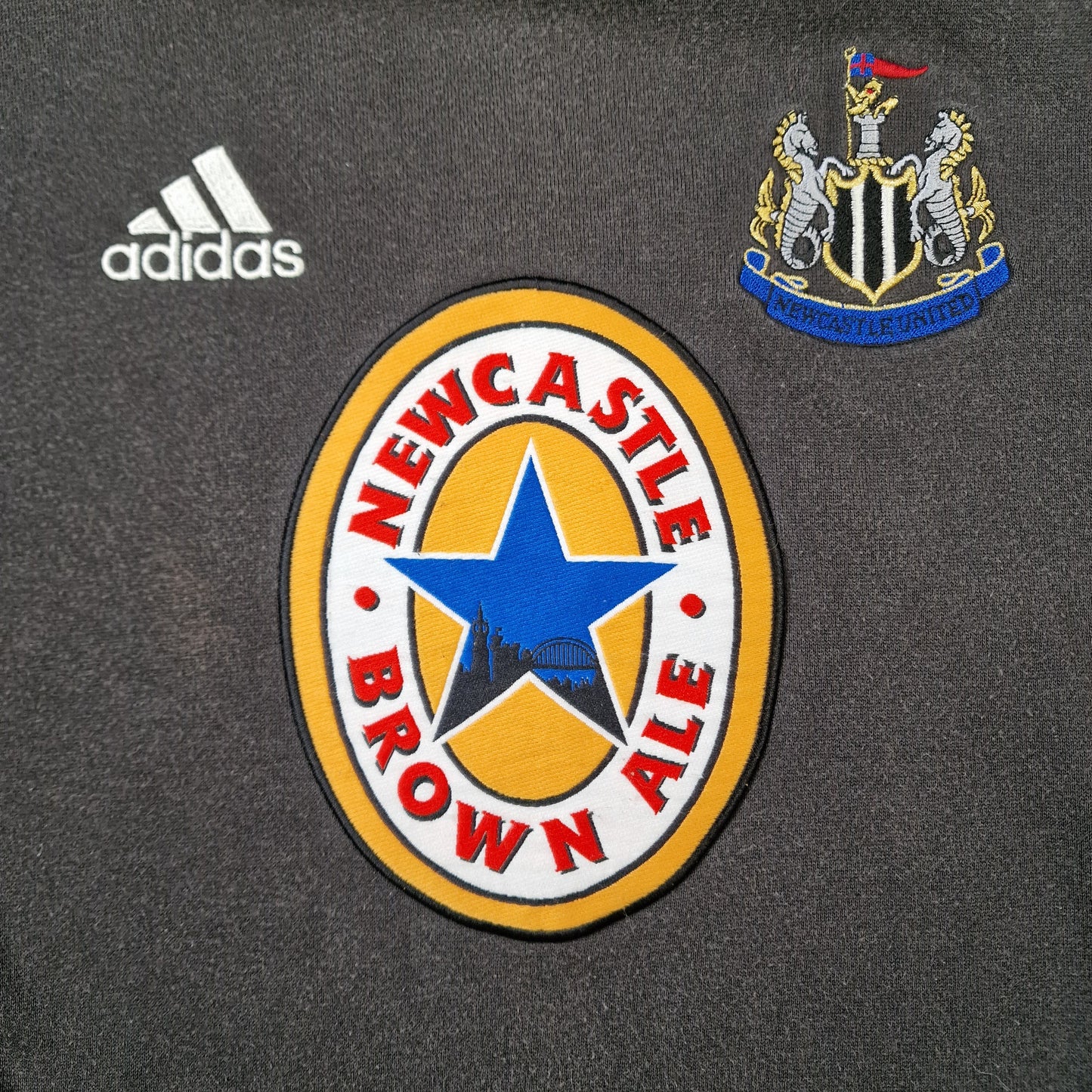 Newcastle United 1999/2000 Adidas Training Sweatshirt (M)