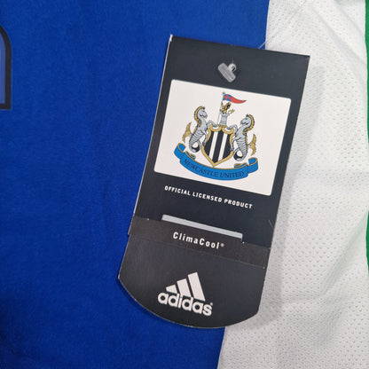 Newcastle United 2005/2006 Third Shirt BNWT (L)