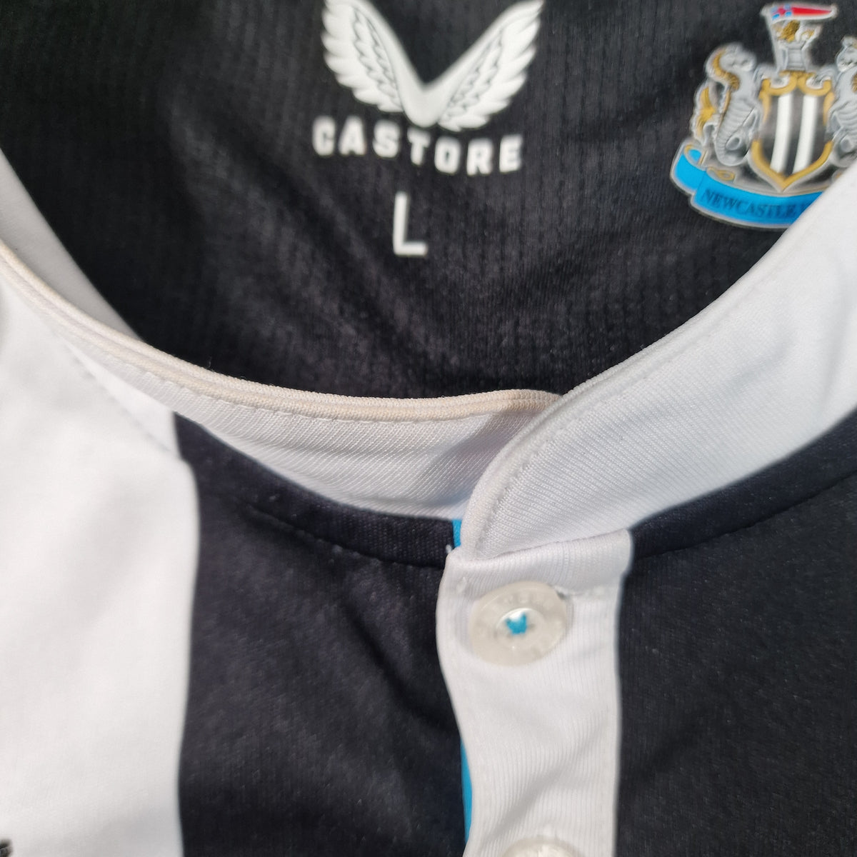 Newcastle United 2021/2022 Home Football Shirt 'Saint-Maximin 10'(L)