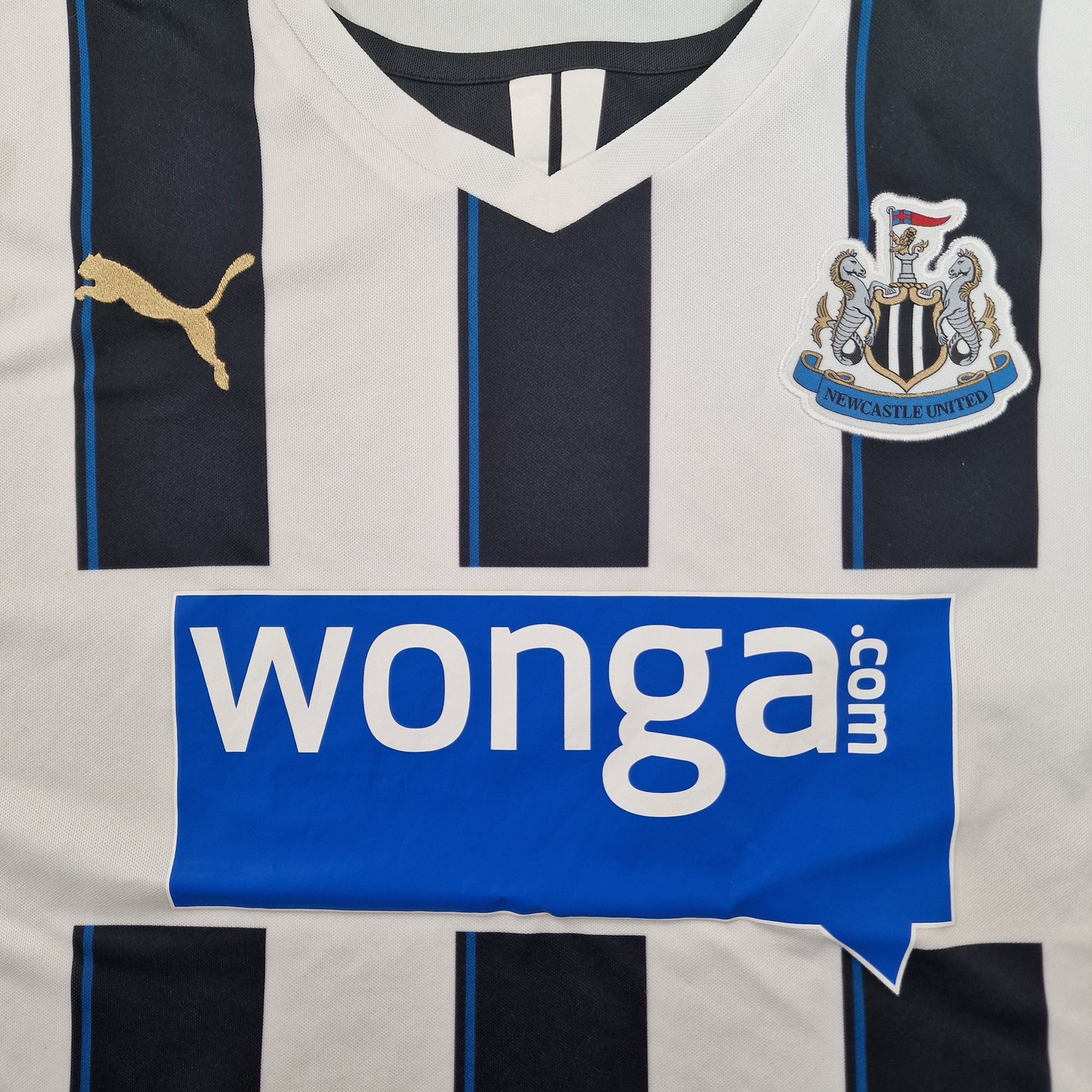 Newcastle United 2013/2014 Home Football Shirt (L)