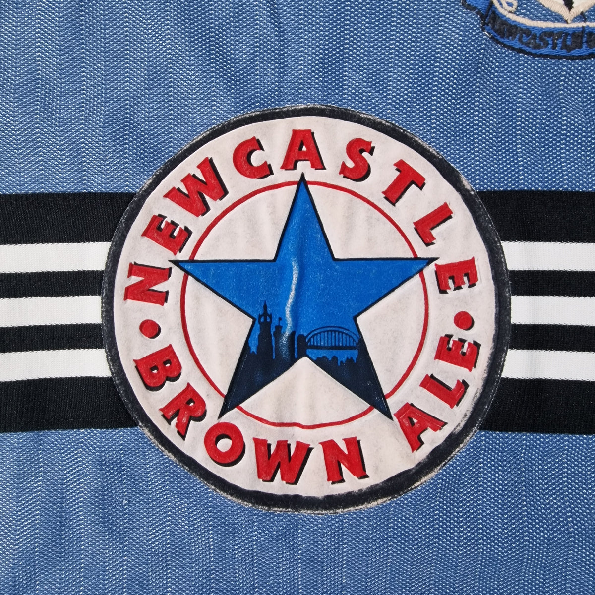 Newcastle United 1996/1997 Away Football Shirt (L Youth)
