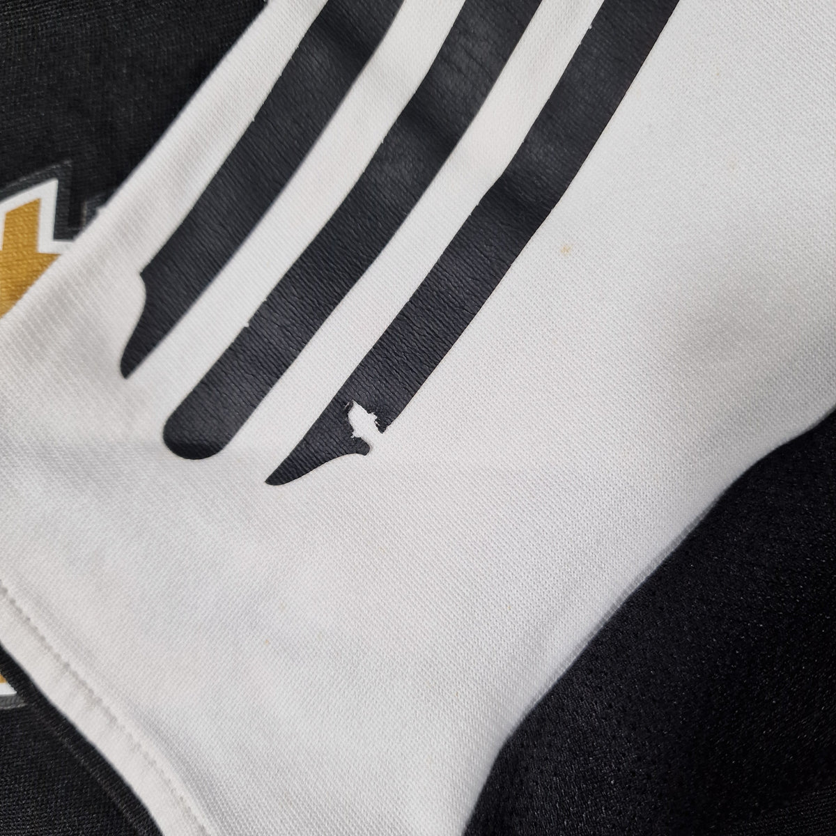 Newcastle United 2005/2007 Home Football Shirt (S Youth)