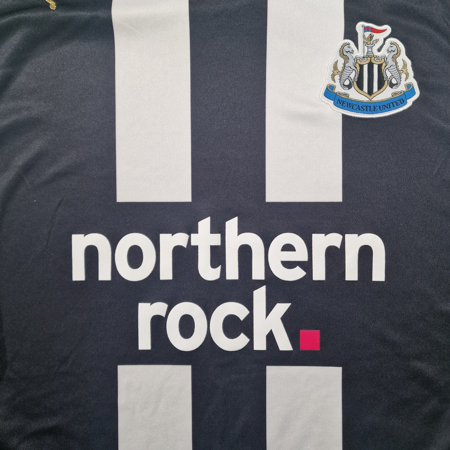 Newcastle United 2011/2012 Home Football Shirt (S)
