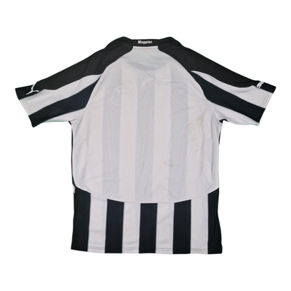 Newcastle United 2010/2011 Home Football Shirt (M)