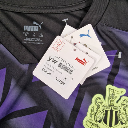 Newcastle United 2020/2021 Third Football Shirt BNWT (XL)