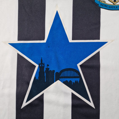 Newcastle United 1993/1995 Home Football Shirt (M)