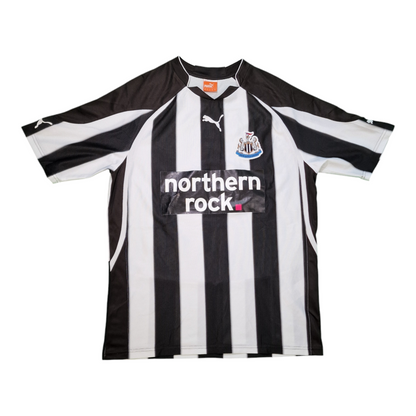 Newcastle United 2010/2011 Home Football Shirt (M)