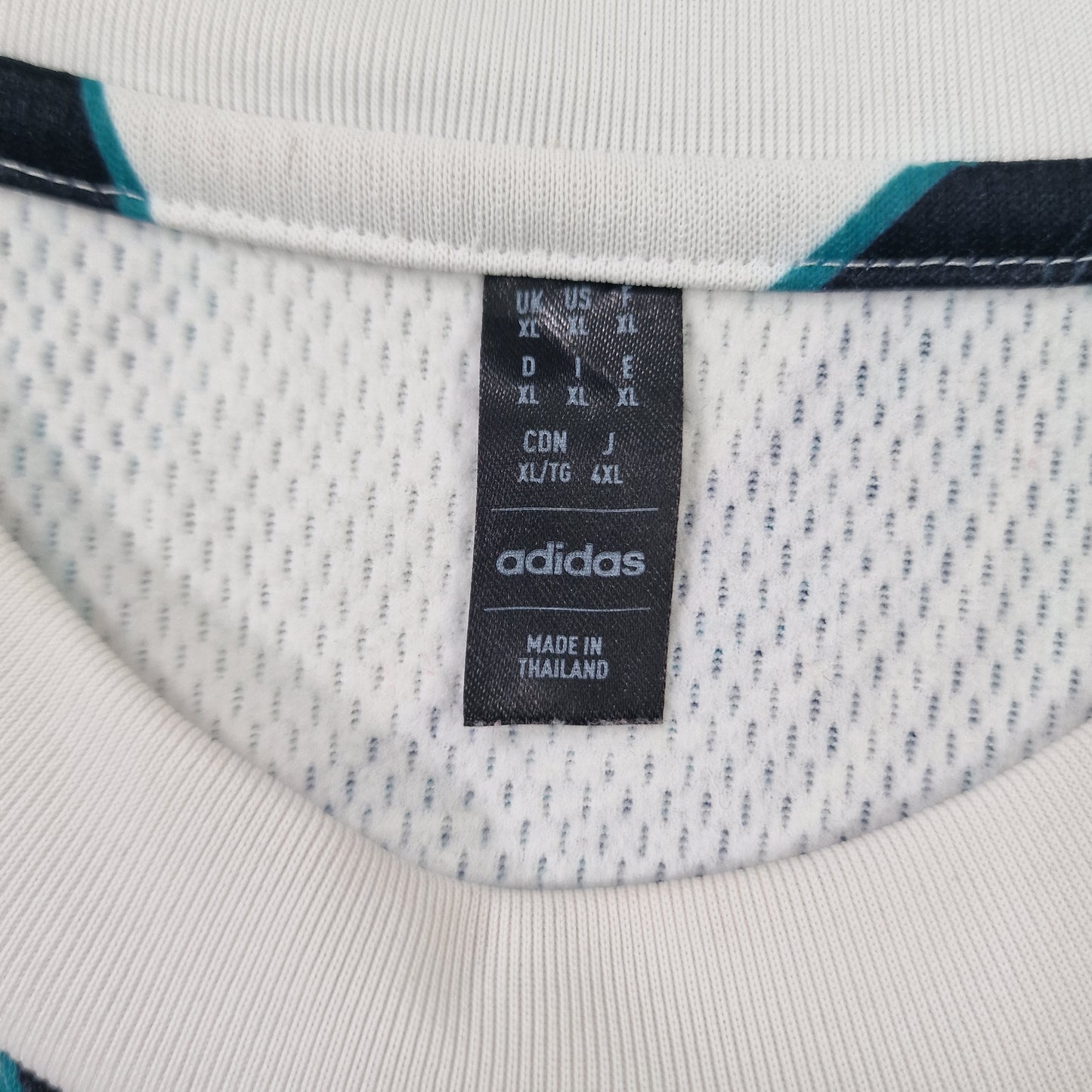 Newcastle United 2024/2025 Pre-Match Training Jumper (XL)