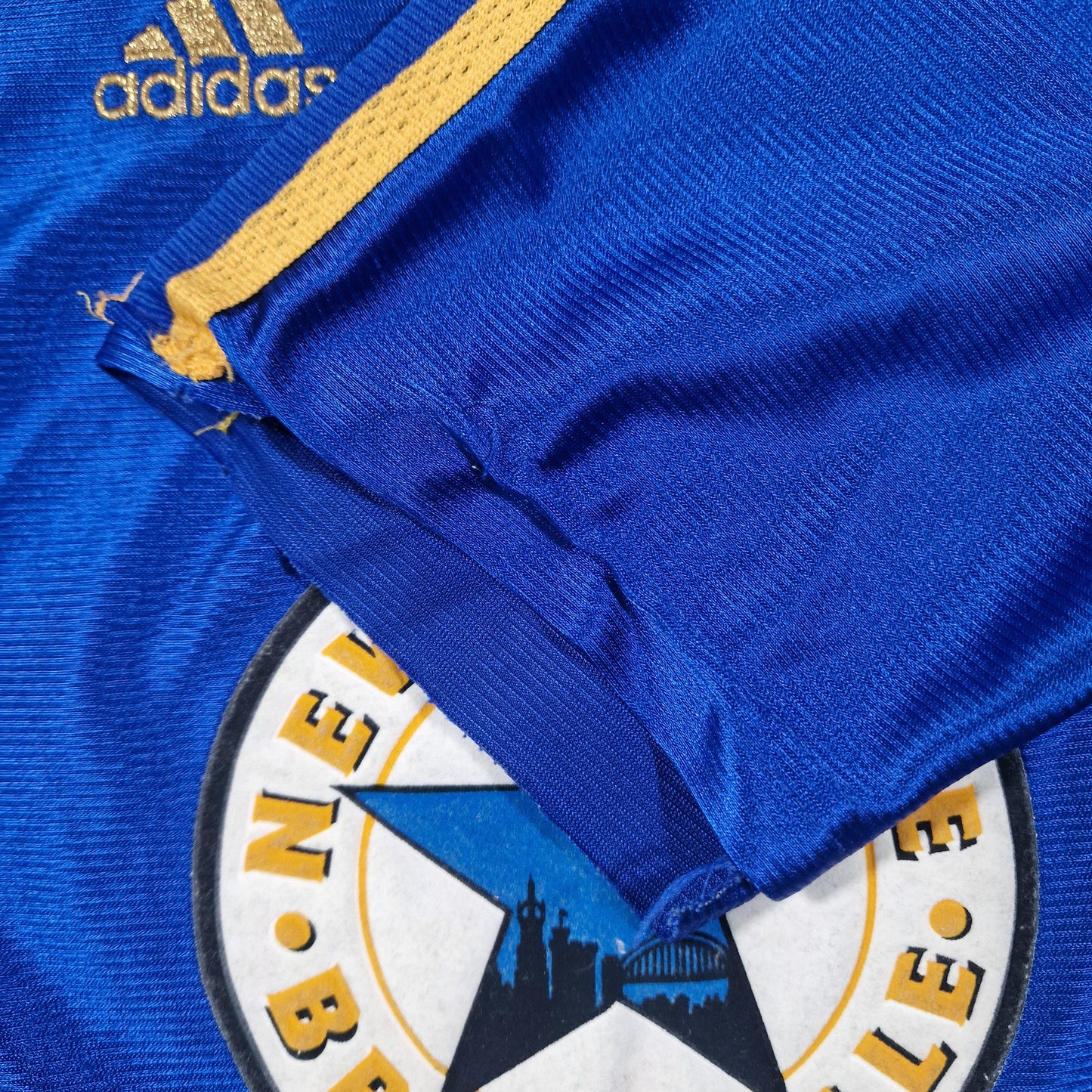 Newcastle United 1998/1999 Away Football Shirt (Youth M)