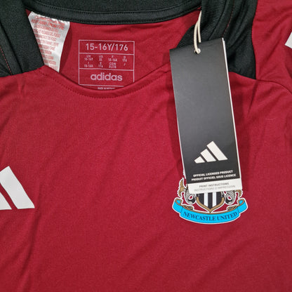 Newcastle United 2024/2025 Training Shirt BNWT (XL Youth)