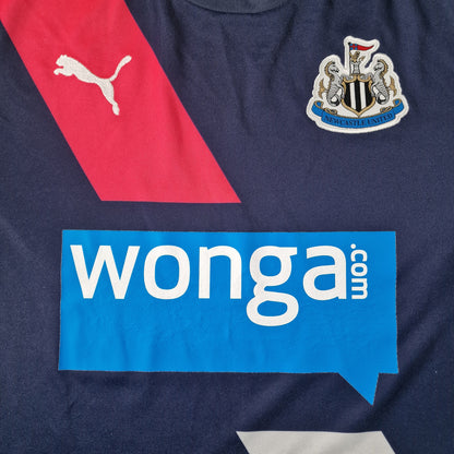 Newcastle United 2015/2016 Third Football Shirt (S)