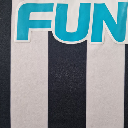 Newcastle United 2022/2023 Home Football Shirt (XL)