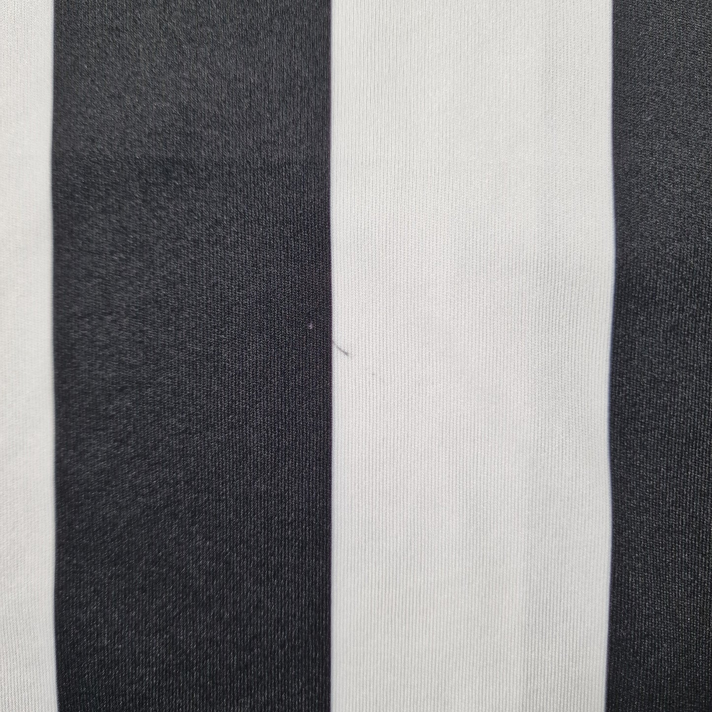 Newcastle United 2022/2023 Home Football Shirt 'Bruno. G 39' (2XL)