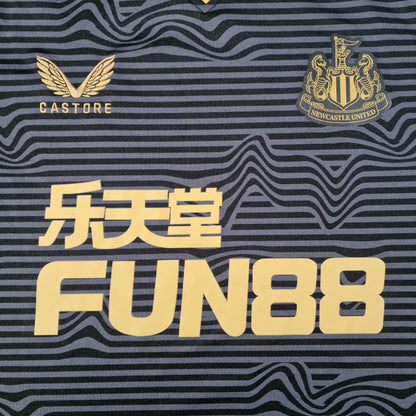 Newcastle United 2021/2022 Away Football Shirt (S)