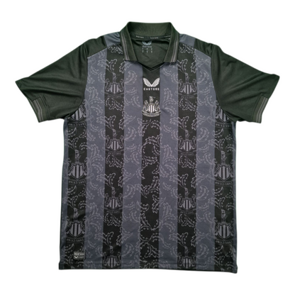 Newcastle United 2022/2023 Anniversary Football Shirt (XL)