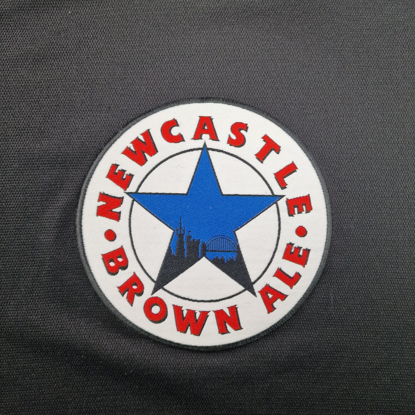 Newcastle United 2000/2001 Away Football Shirt (L)