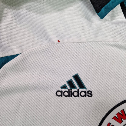 Newcastle United 1999/2000 Away Football Shirt (M)