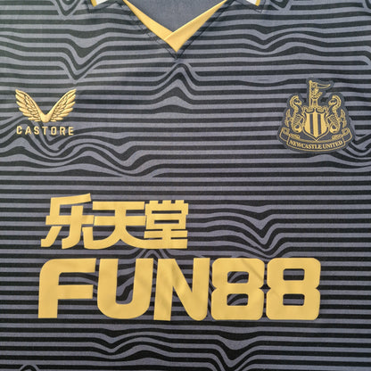 Newcastle United 2021/2022 Away Football Shirt (3XL)