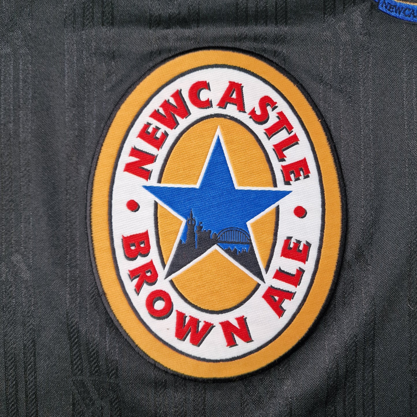 Newcastle United 1999/2000 Training Shirt (L)