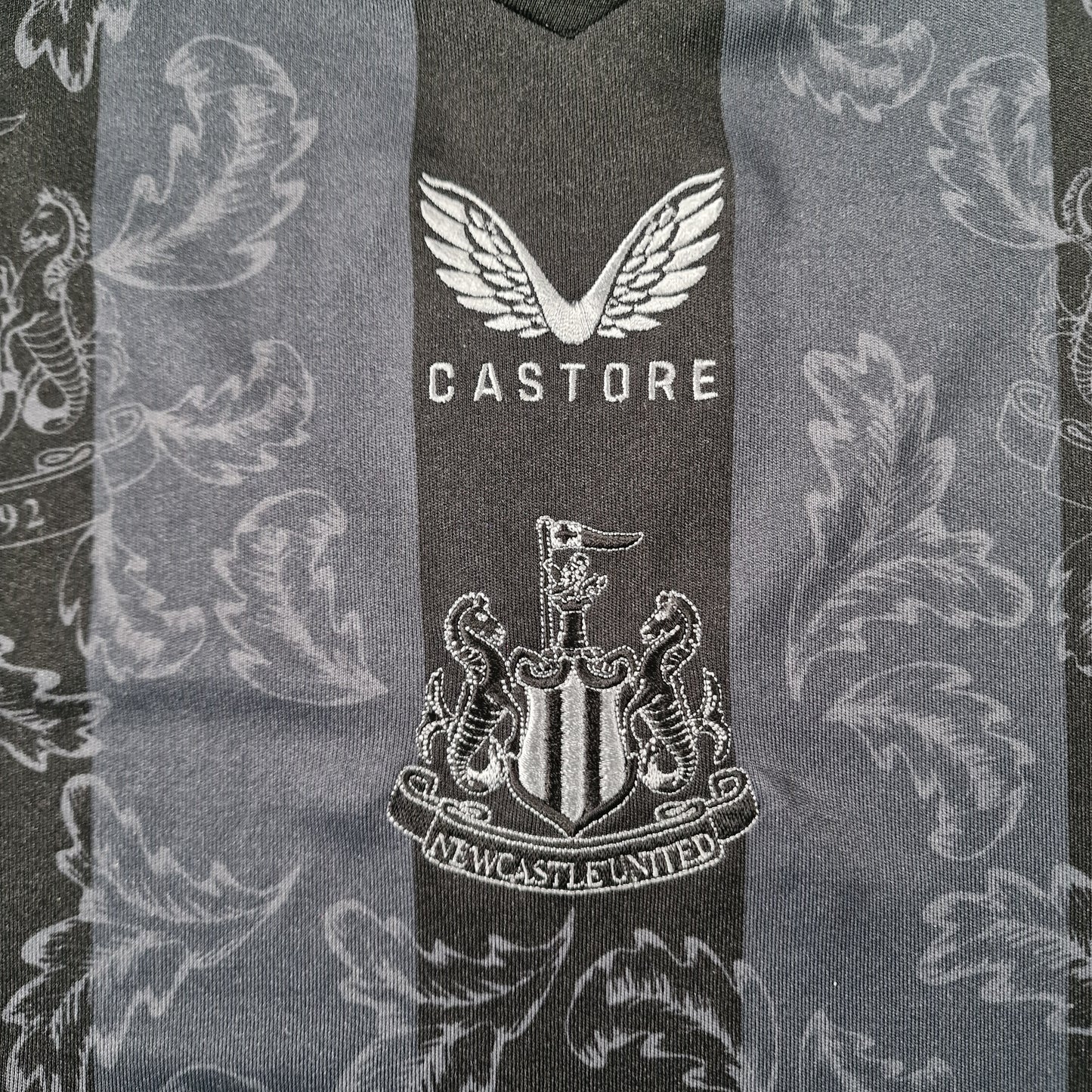 Newcastle United 2022/2023 Anniversary Football Shirt (2XL)