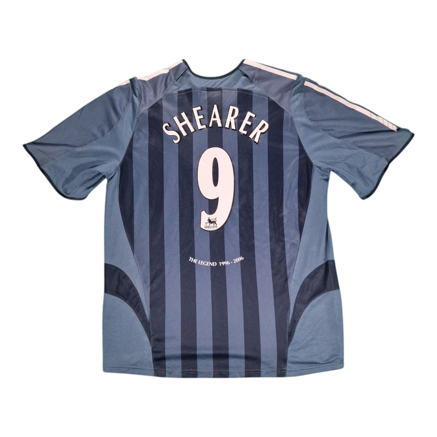 Newcastle United 2005/2006 Away Football Shirt. Shearer 9 (XL)